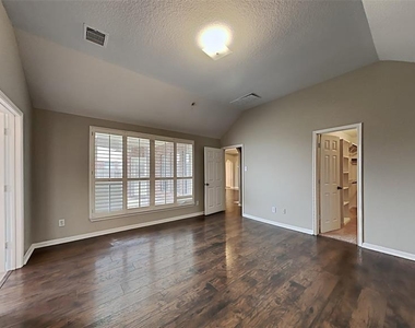 11106 Bandit Trail Dr - Photo Thumbnail 9