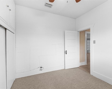 304 W Flora Street - Photo Thumbnail 16