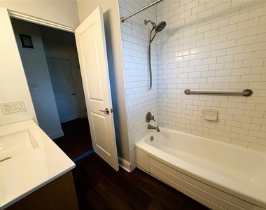 1048 40th Avenue Ne - Photo Thumbnail 11