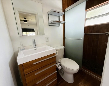 1048 40th Avenue Ne - Photo Thumbnail 13