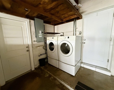 1048 40th Avenue Ne - Photo Thumbnail 20