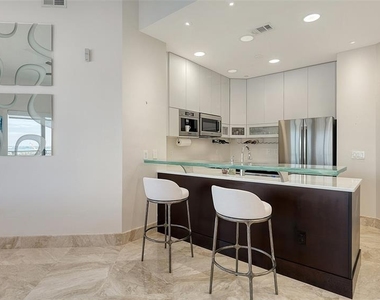 449 S 12th Street - Photo Thumbnail 7