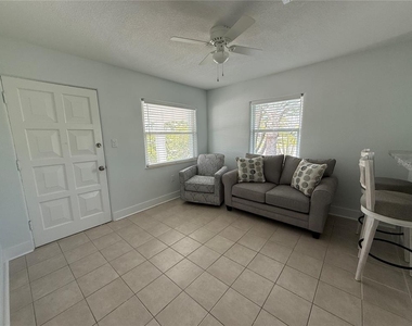 14402 N Bayshore Drive - Photo Thumbnail 4