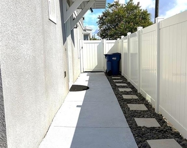 4201 W Gray Street - Photo Thumbnail 1