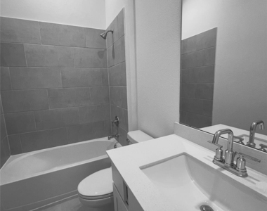 2619 Grove Crest Drive - Photo Thumbnail 13