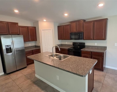 7419 Rosy Periwinkle Court - Photo Thumbnail 12