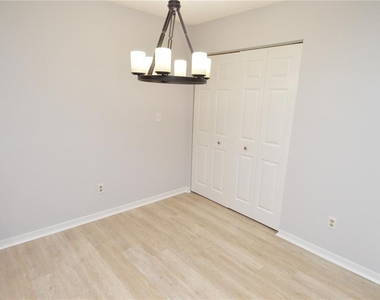 10263 Gandy Boulevard N - Photo Thumbnail 14