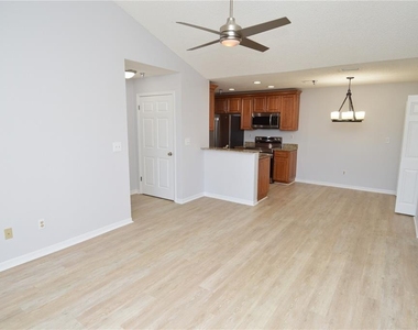 10263 Gandy Boulevard N - Photo Thumbnail 17