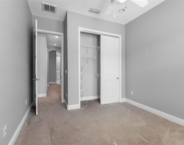5902 Printery Street - Photo Thumbnail 31