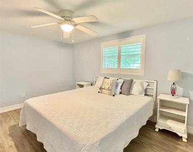649 Jacaranda Street - Photo Thumbnail 15