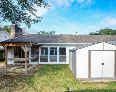 15815 Boulder Oaks Drive - Photo Thumbnail 3