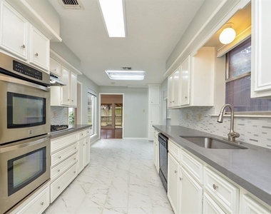 15815 Boulder Oaks Drive - Photo Thumbnail 15