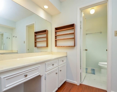 15815 Boulder Oaks Drive - Photo Thumbnail 8