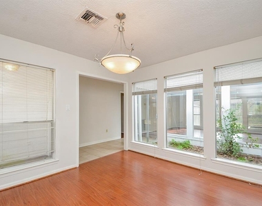 15815 Boulder Oaks Drive - Photo Thumbnail 22