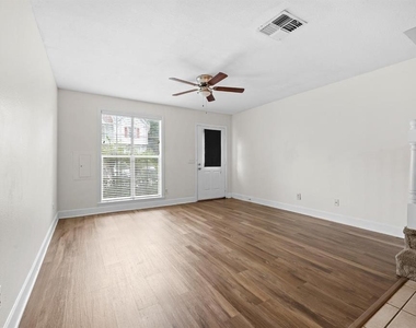 11317 Stratton Park Drive - Photo Thumbnail 9
