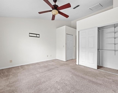 11317 Stratton Park Drive - Photo Thumbnail 24