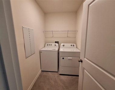 2733 Widewater Way - Photo Thumbnail 10