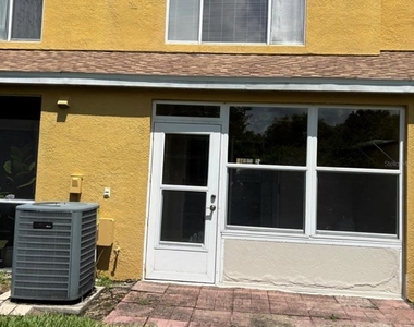 1250 Redondo Way - Photo Thumbnail 18
