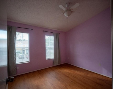 1250 Redondo Way - Photo Thumbnail 10