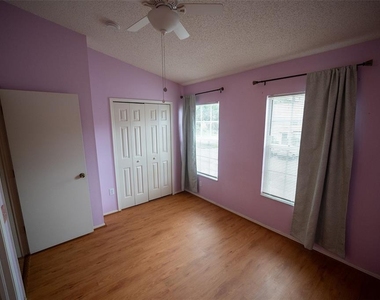 1250 Redondo Way - Photo Thumbnail 8