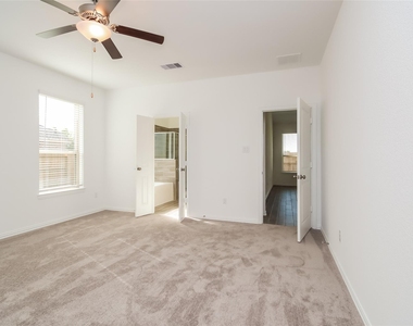 15122 Arlington Park Avenue - Photo Thumbnail 8