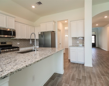 15122 Arlington Park Avenue - Photo Thumbnail 6