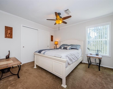 4844 Anchorage Cove - Photo Thumbnail 35