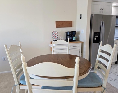4650 Cove Circle - Photo Thumbnail 12