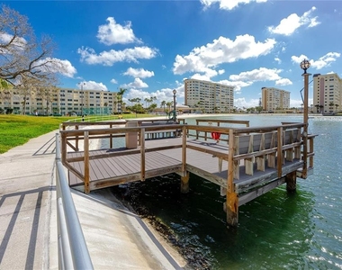 4650 Cove Circle - Photo Thumbnail 36
