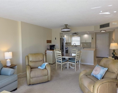 4650 Cove Circle - Photo Thumbnail 4
