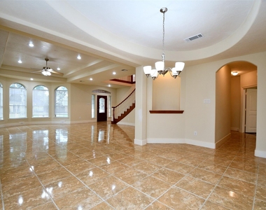 5211 Holly View - Photo Thumbnail 13