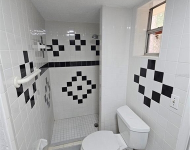 1574 Crown Street - Photo Thumbnail 11