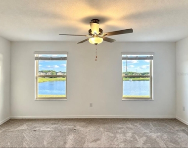 8212 Crescent Oaks Drive - Photo Thumbnail 18