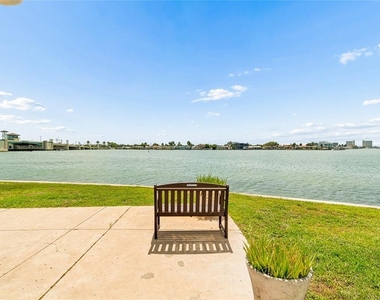 450 Treasure Island Causeway - Photo Thumbnail 31
