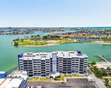 450 Treasure Island Causeway - Photo Thumbnail 28