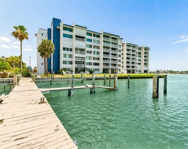 450 Treasure Island Causeway - Photo Thumbnail 1