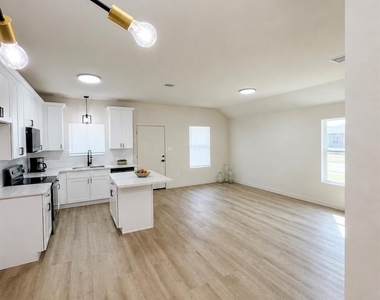 7933 Goode Street - Photo Thumbnail 11