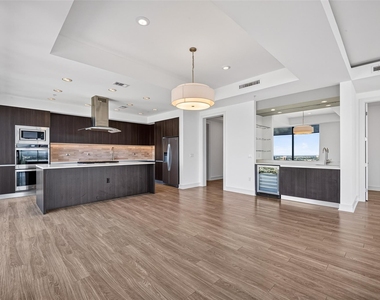 2651 Kipling Street - Photo Thumbnail 9
