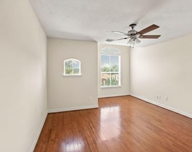 2354 Waterford Park Street - Photo Thumbnail 13