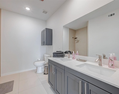 2445 Shadow View Lane - Photo Thumbnail 12