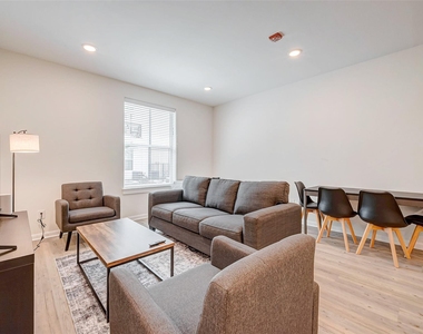2445 Shadow View Lane - Photo Thumbnail 6