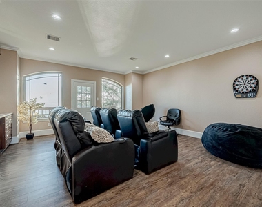 2011 Crescent Drive - Photo Thumbnail 25