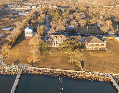 2011 Crescent Drive - Photo Thumbnail 8