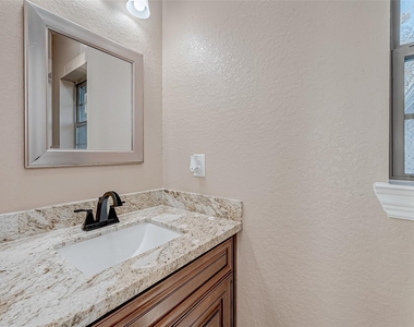 2011 Crescent Drive - Photo Thumbnail 22