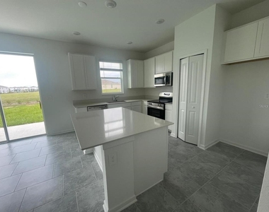 2780 Pierr Street - Photo Thumbnail 5