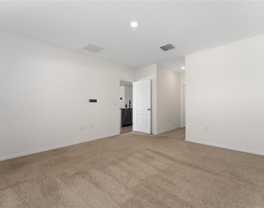 1825 Juneberry Street - Photo Thumbnail 10