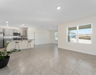 1825 Juneberry Street - Photo Thumbnail 9