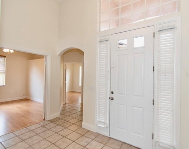 1707 Golfview Drive - Photo Thumbnail 7