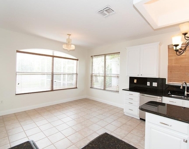 1707 Golfview Drive - Photo Thumbnail 17
