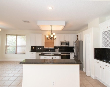 1707 Golfview Drive - Photo Thumbnail 18